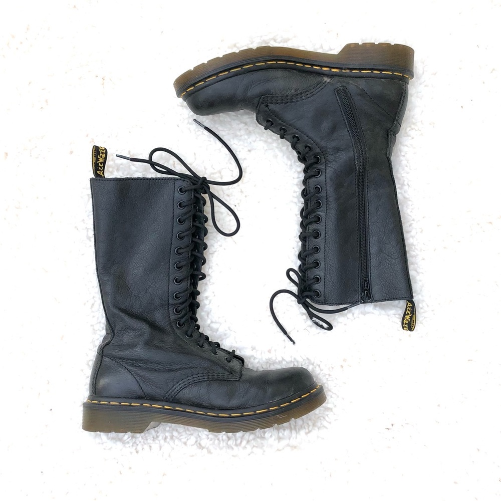 Dr. Martens 1899 Lace Up Boots NWOT Black Leather Women’s Sz 8